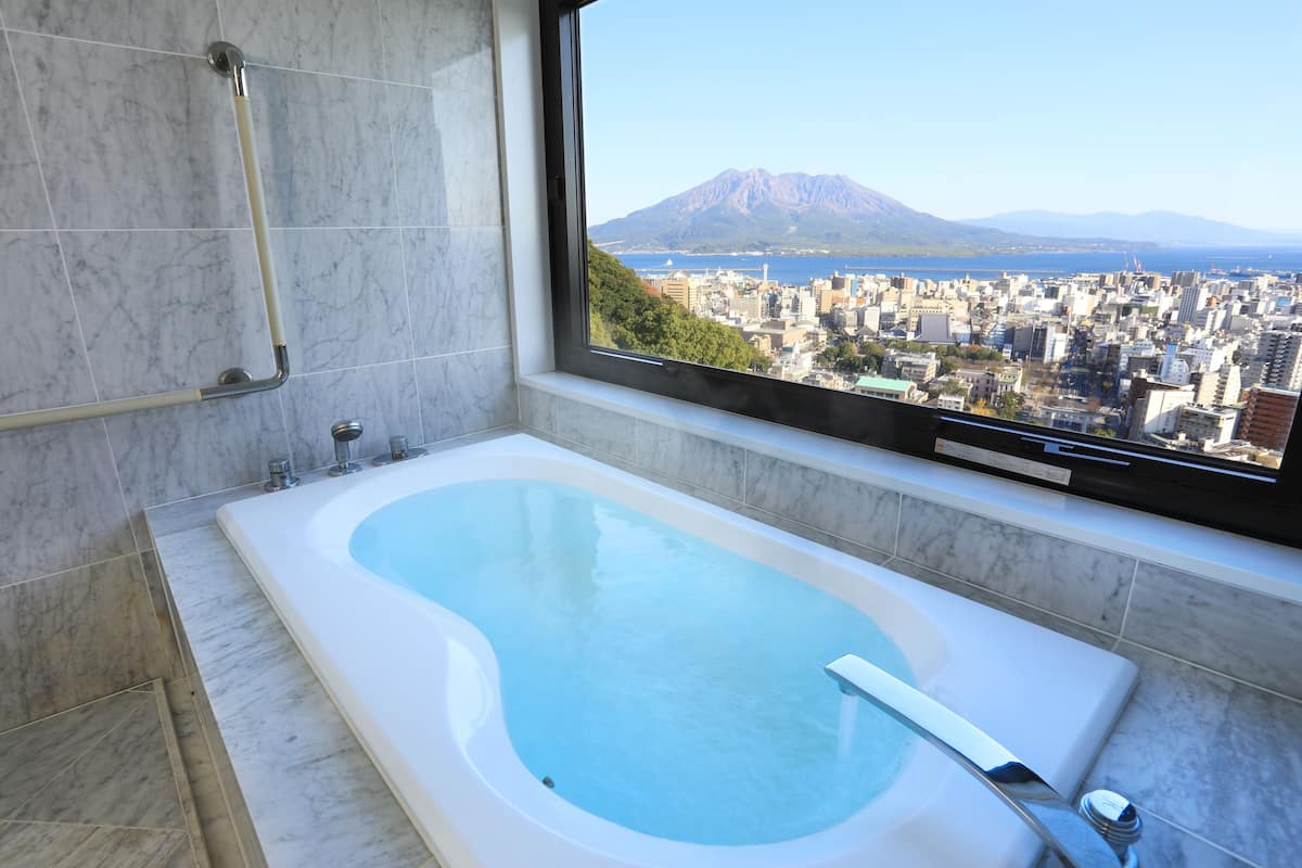 royal suite, mt. sakurajima view (no extra bed) | deep-soaking bathtub