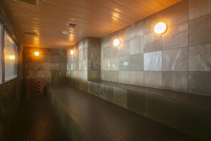 Soins corporels, soins du visage, soins de manucure et de pédicure