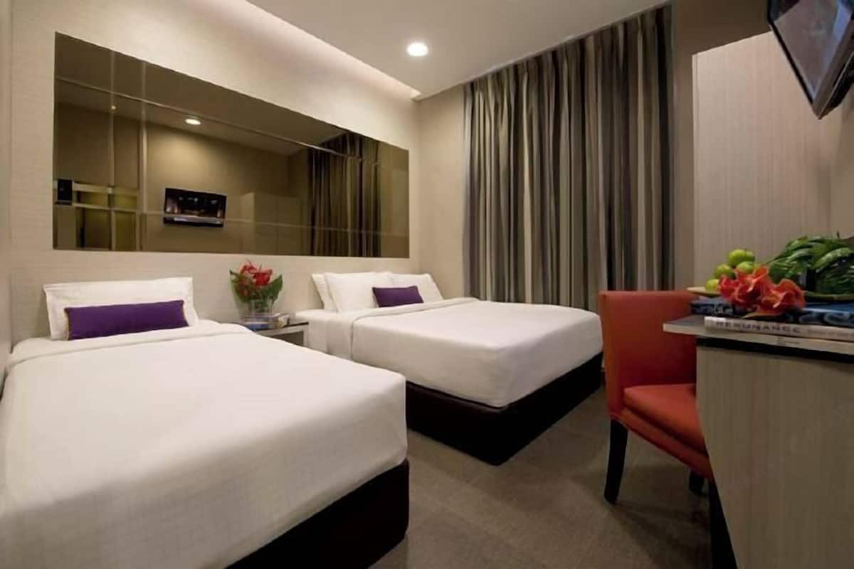 Premium bedding, in-room safe, individually decorated, desk