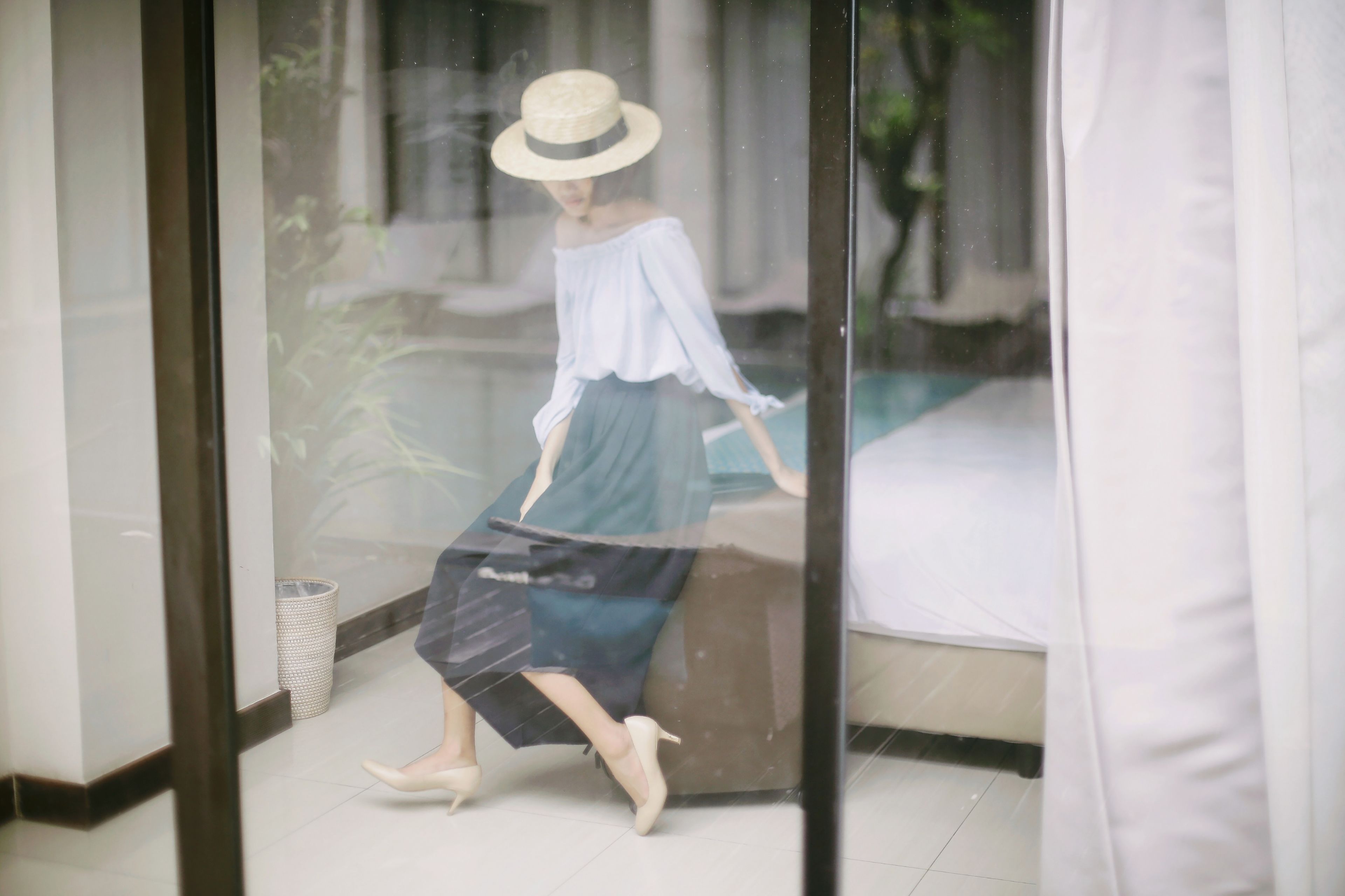 deluxe room, pool access | in-room safe, desk, rollaway beds, free wifi