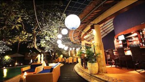 Bar (en la propiedad)