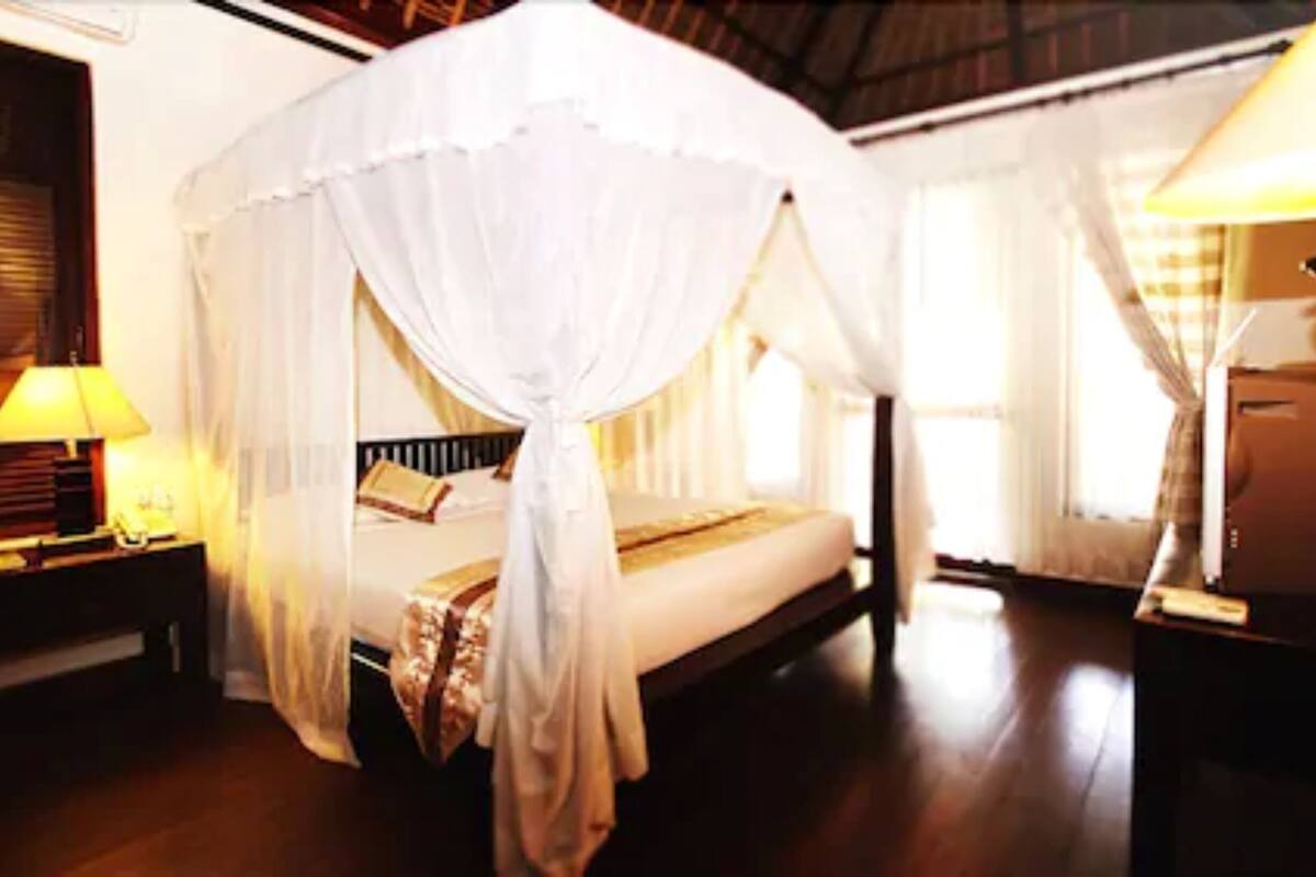 2 Bedrooms Private Villa | In-room safe, desk, iron/ironing board, WiFi (free)