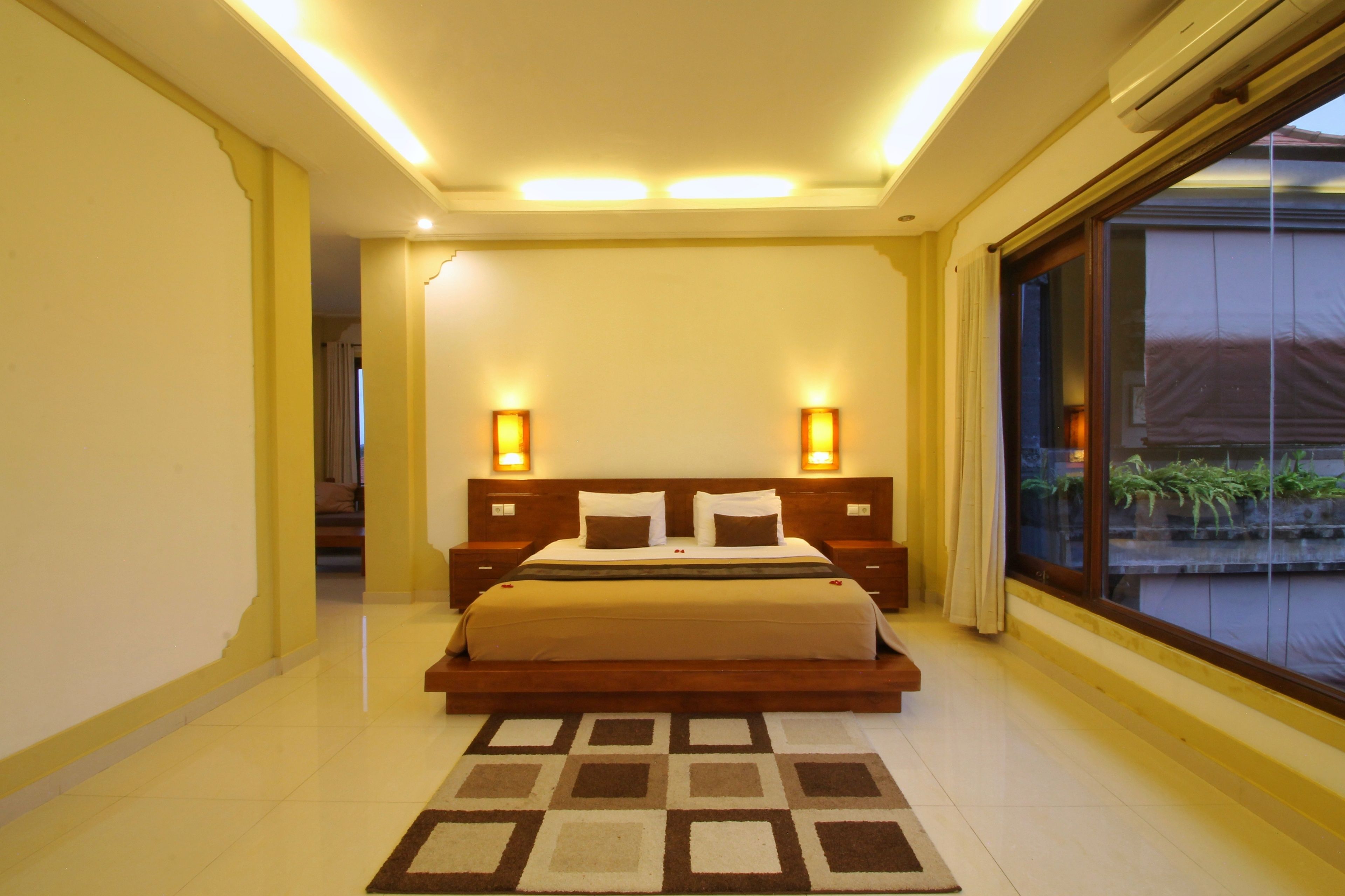 deluxe double room | living room