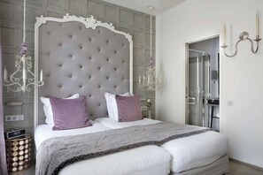 Habitación con camas gemelas - Minibar soft y bandeja de cortesía,Chromecast,Prensa digital | Ropa de cama de alta calidad y minibar