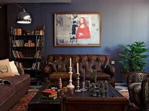 Sala de estar en el lobby
