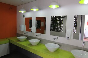 Ducha, toallas