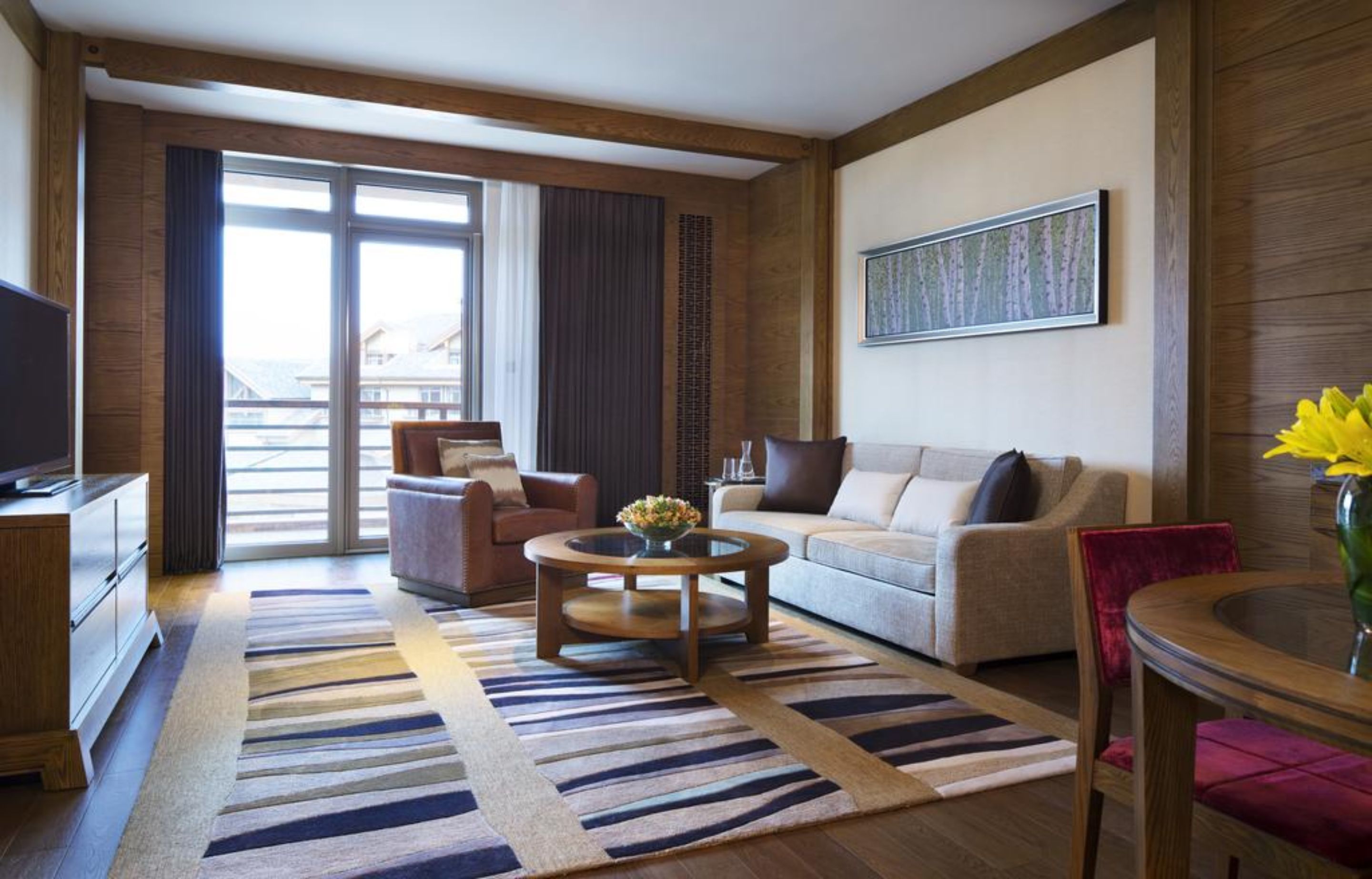 Télévision à écran plat de 40 pouces avec chaînes par câble, télévision