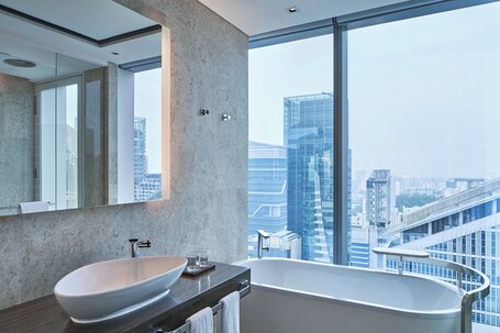 The Westin Singapore - Image 6