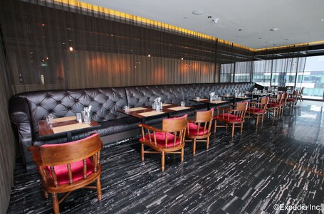 The Westin Singapore - Image 71