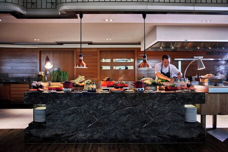 The Westin Singapore - Image 70