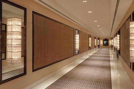 The Westin Singapore - Image 43