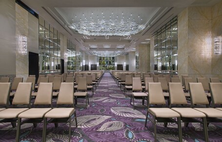 The Westin Singapore - Image 28