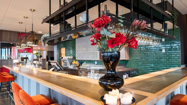 Bar (on property) - Best Western Plus Park City Lund (Lund)
