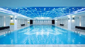 Innenpool, Außenpool