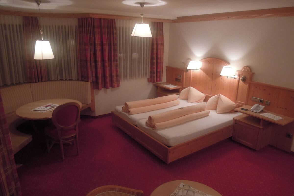 Luxury-Doppelzimmer, Balkon (Erkerzimmer)