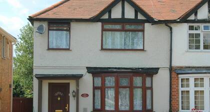 Revive Lodge Heathrow