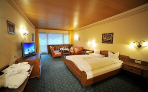 ห้องดับเบิล (Glacier View) | 1 ห้องนอน, ตู้นิรภัยในห้องพัก, Wi-Fi ฟรี