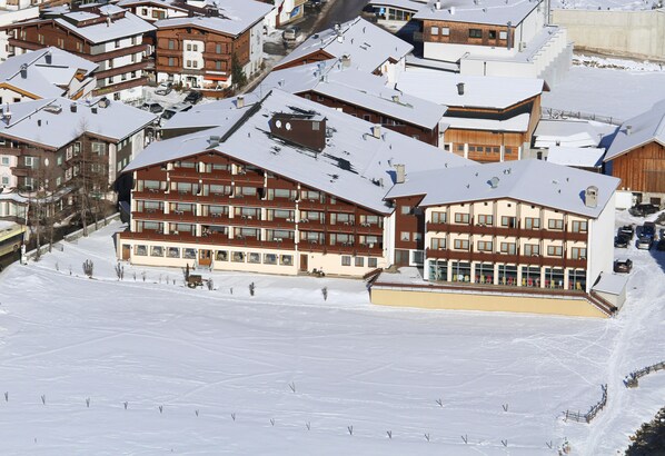 บริ��เวณภายนอก