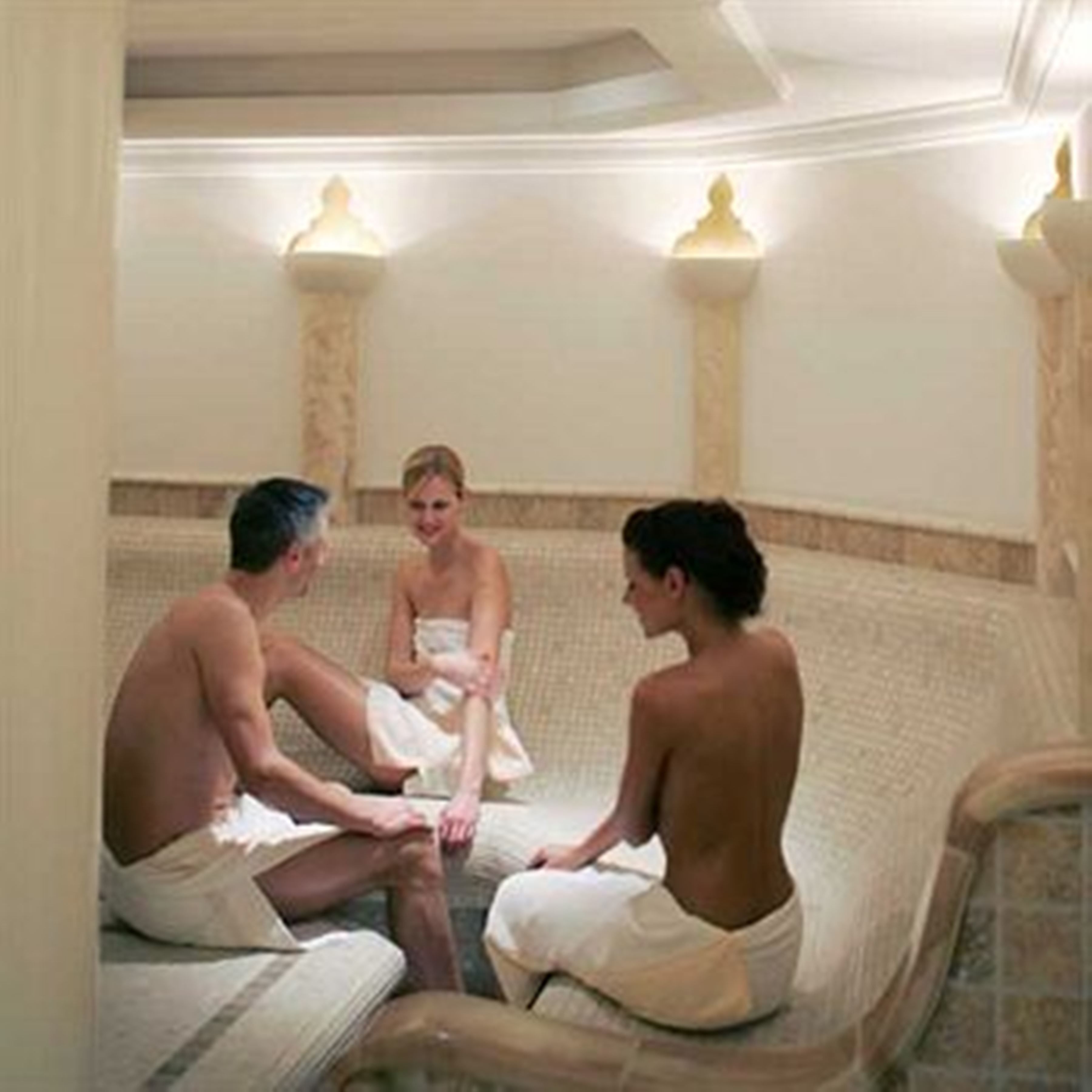 swedish massages, sports massages, 1 treatment room, massages