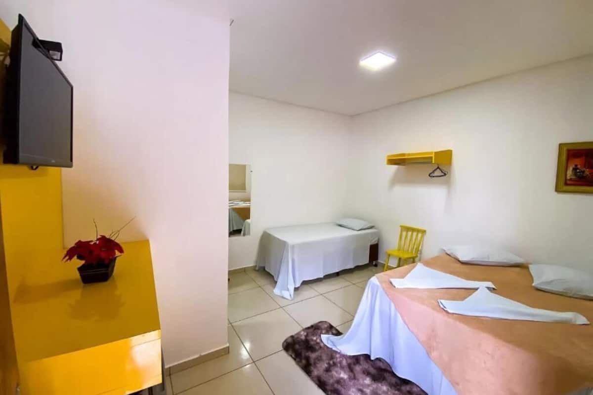 Economy Triple Room