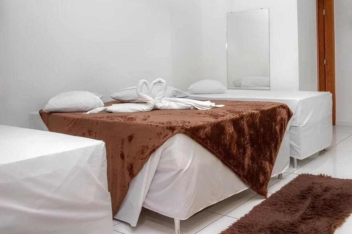 Economy Room (Quintuple) | WiFi (free), bed sheets