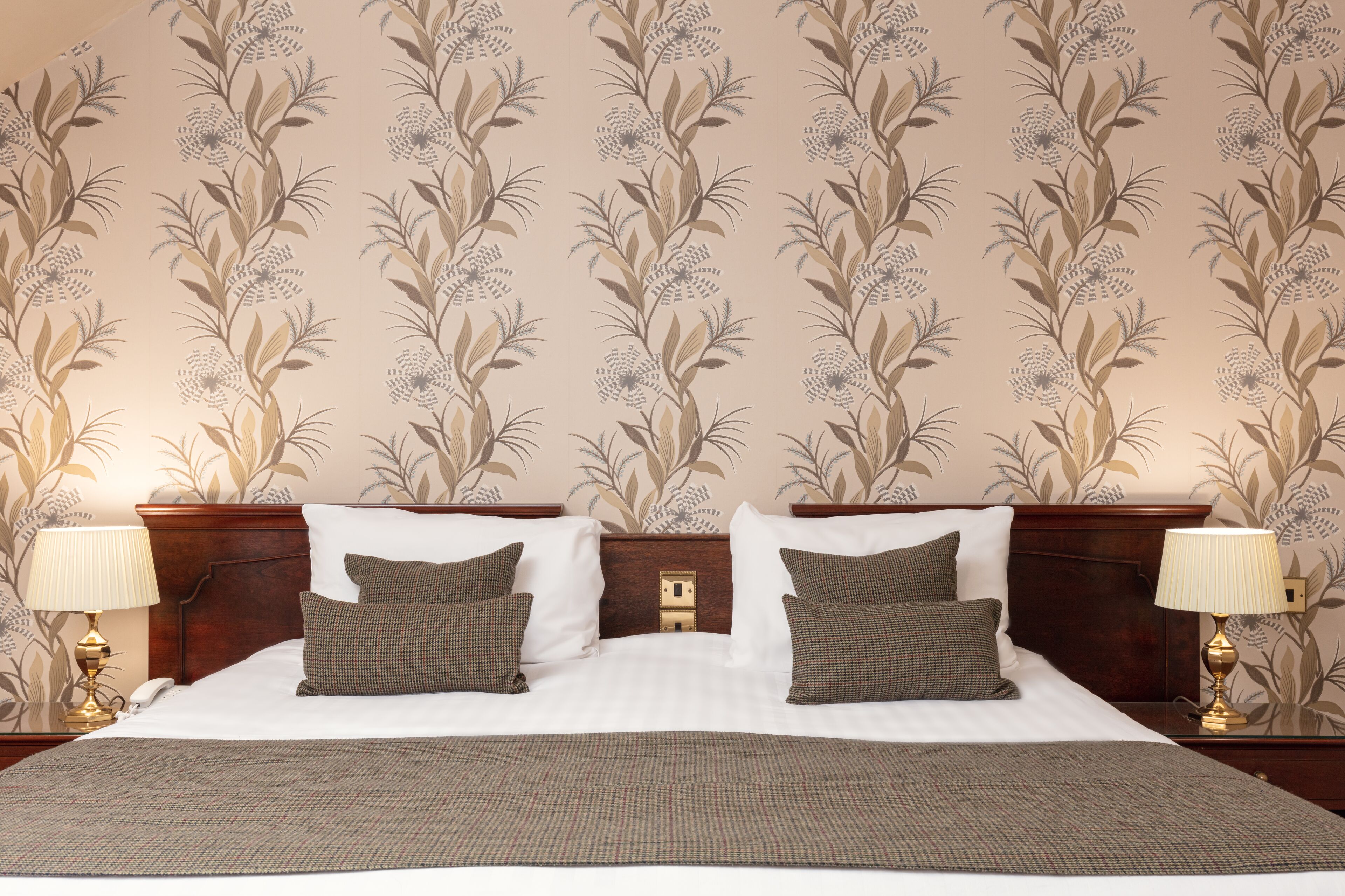 double or twin room, balcony (loch view plus) | 1 bedroom, desk, iron/ironing board, free wifi