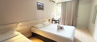 Hotel El Pilar by Bsb Inn