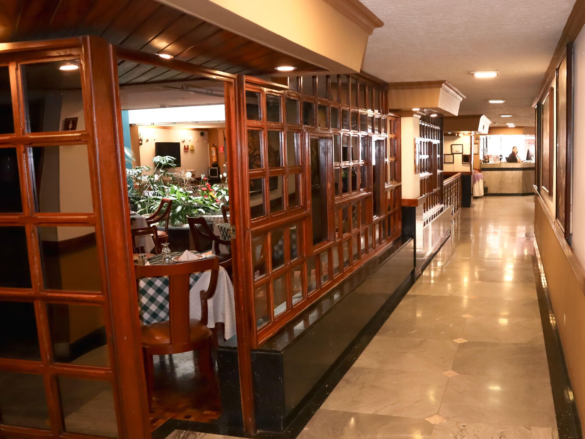 Frühstück, Mittagessen und Abendessen