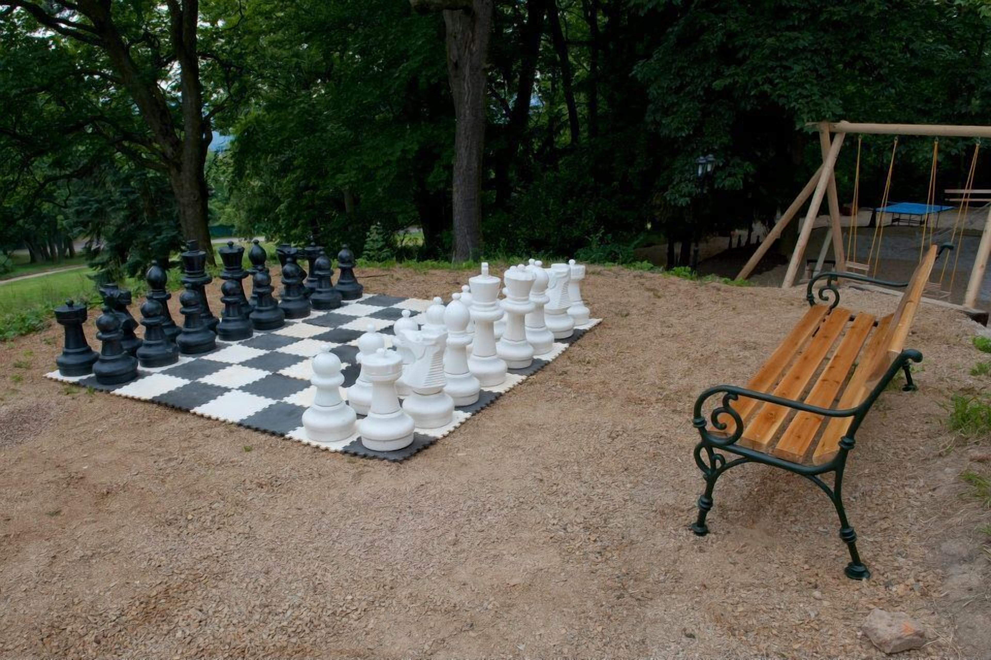 children’s play area – outdoor