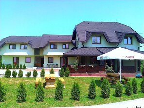 Property grounds - Villa Cancar (Rakovica)