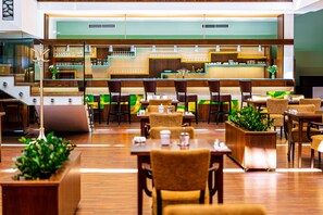 Daily buffet breakfast for a fee