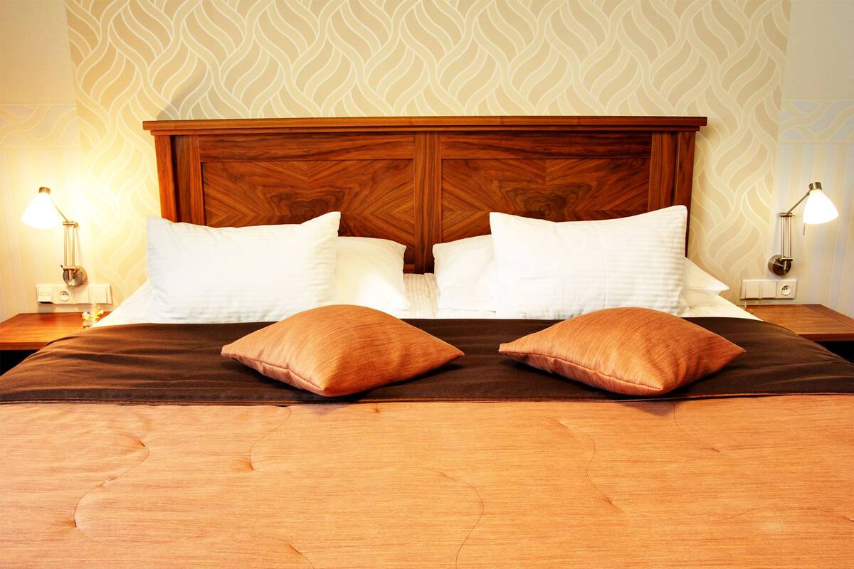 presidential suite, 2 bedrooms, 2 bathrooms (spa access) | minibar, in-room safe, desk, blackout curtains