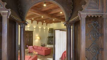 Royal Suite, Park View | 19 bedrooms, memory-foam beds, minibar, in-room safe