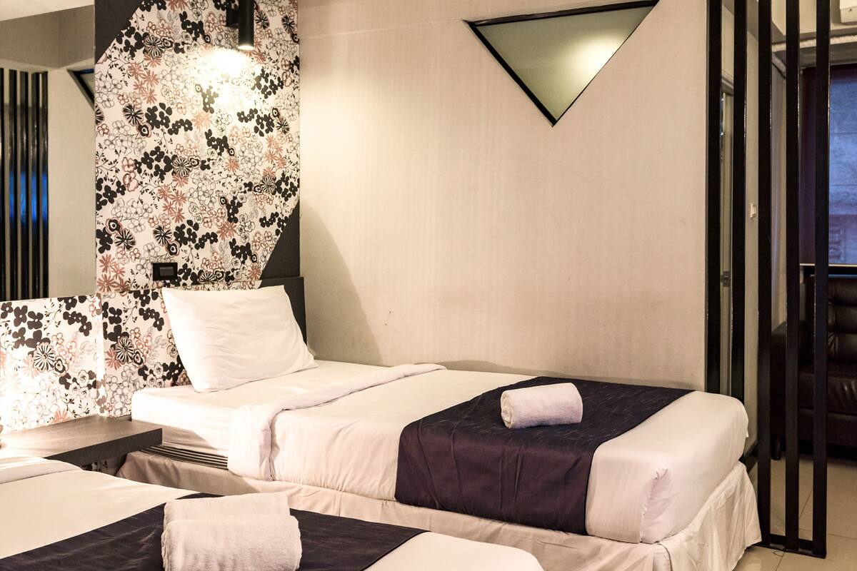 Quarto triplo standard | Cortinas blackout, Wi-Fi de cortesia