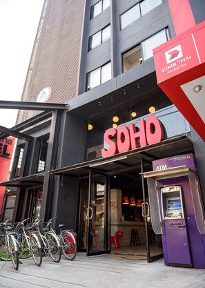 Exterior - SOHOstel (Chiang Mai)