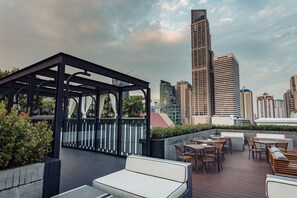 Breakfast, lunch, dinner and brunch served  - Mövenpick Hotel Sukhumvit 15 Bangkok (Bangkok)