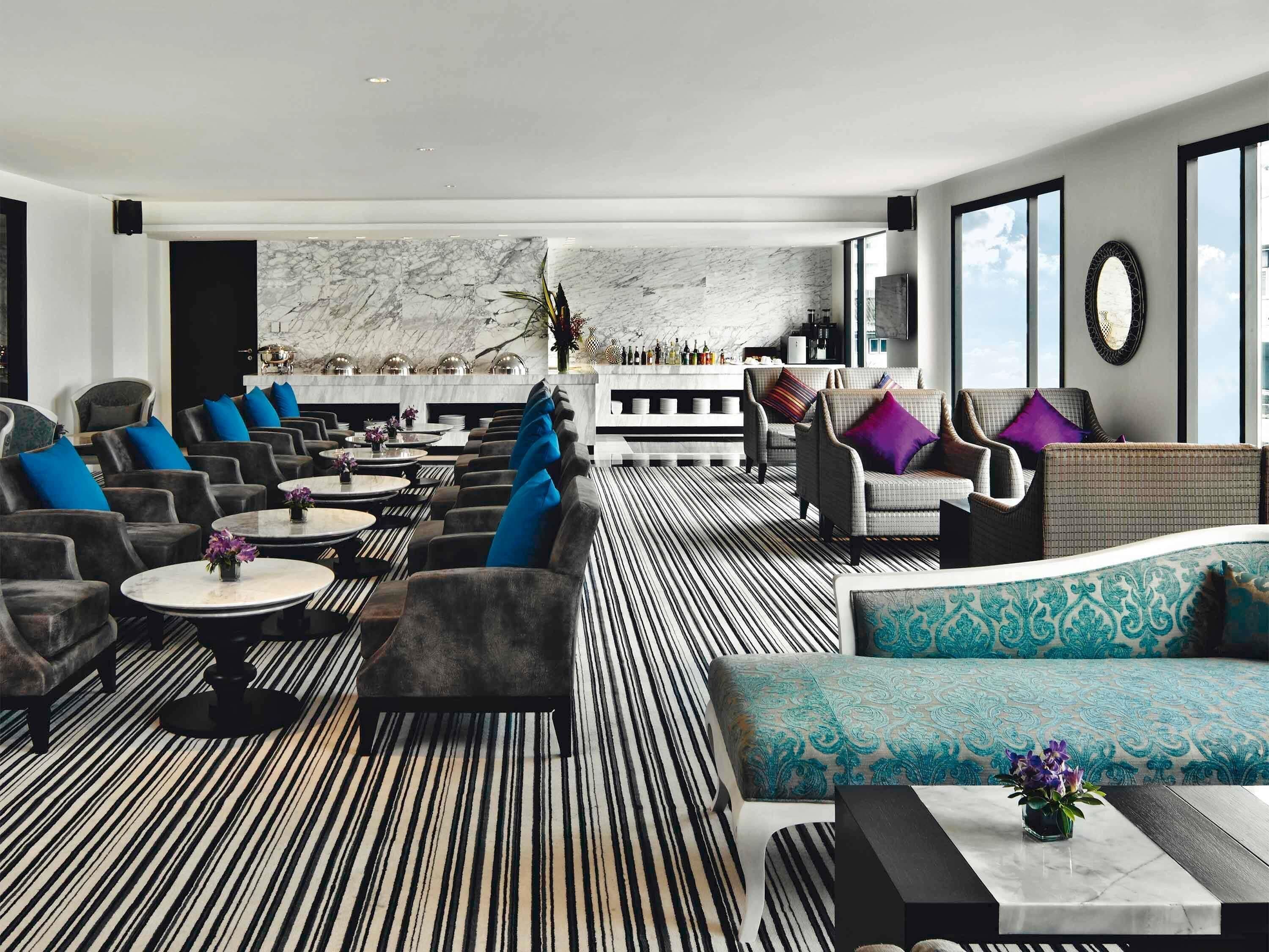 Hochwertige Bettwaren, Zimmersafe, Schreibtisch