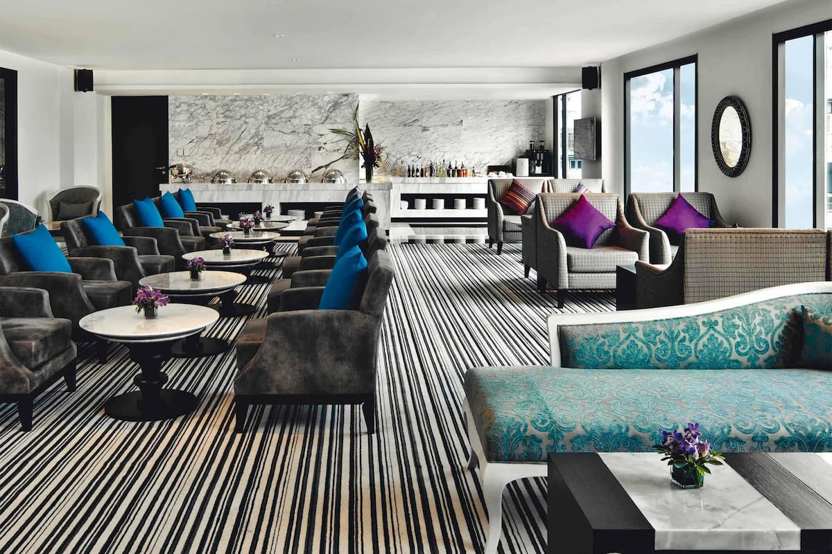 1 bedroom, premium bedding, in-room safe, desk