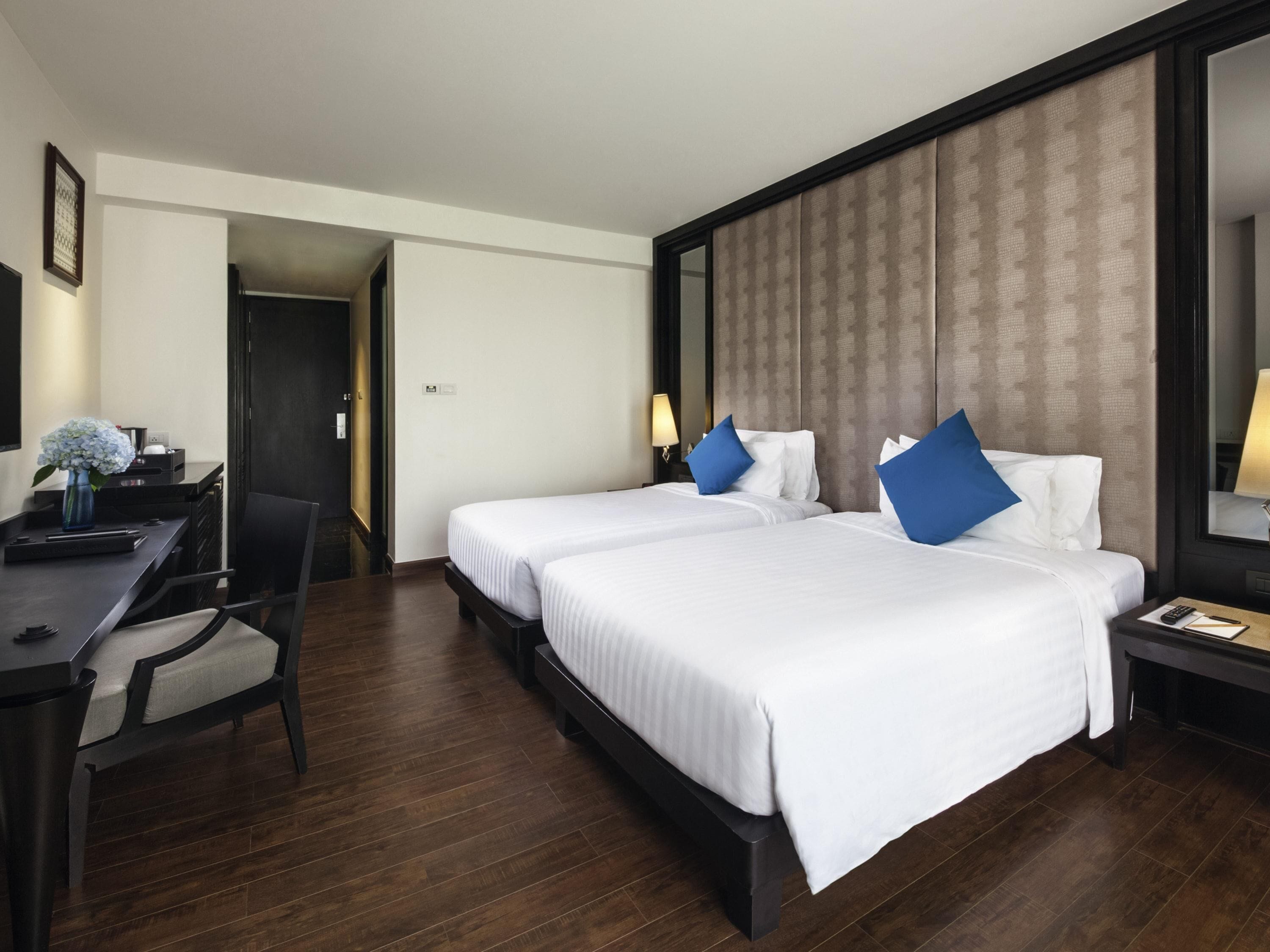 Superior Twin Room, 2 Twin Beds | Premium bedding, in-room safe, desk, laptop workspace