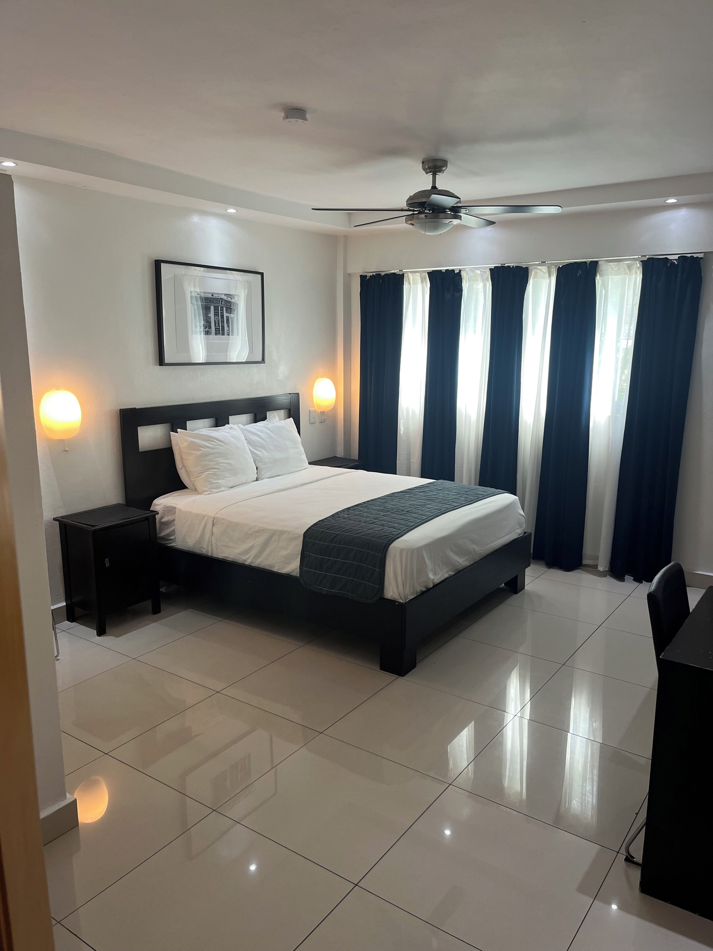 studio | 1 bedroom, hypo-allergenic bedding, in-room safe, desk