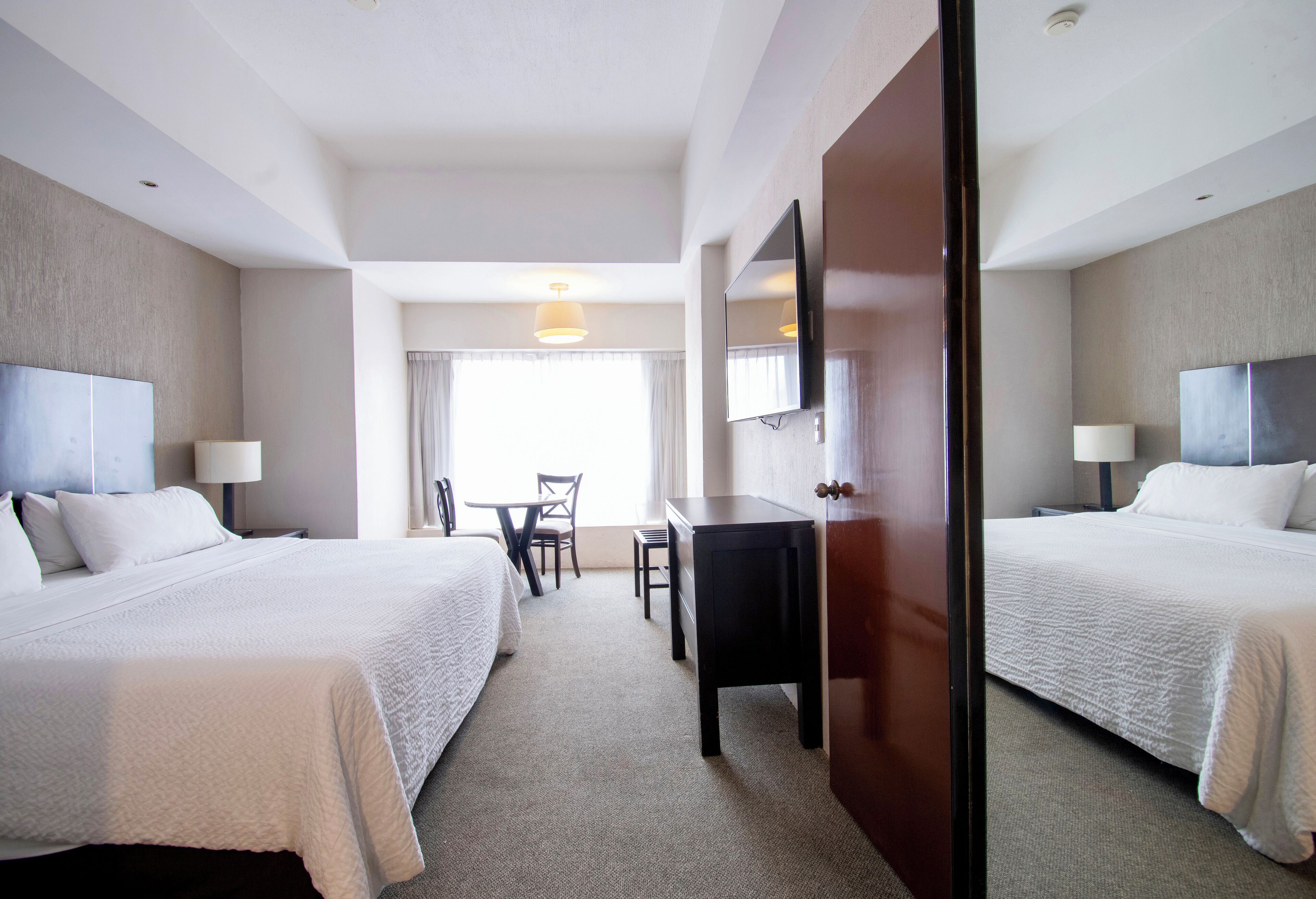 Photo - Hotel Plaza Génova Centro