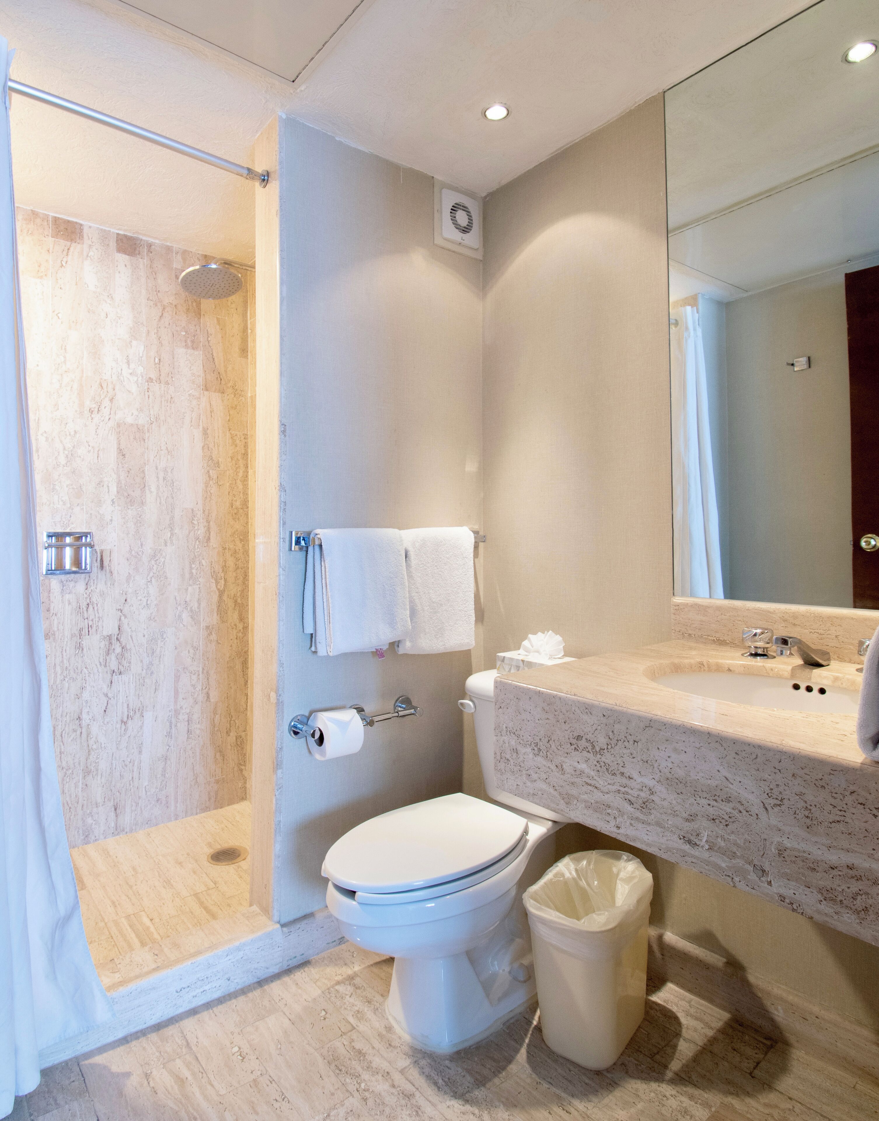 Photo - Hotel Plaza Génova Centro