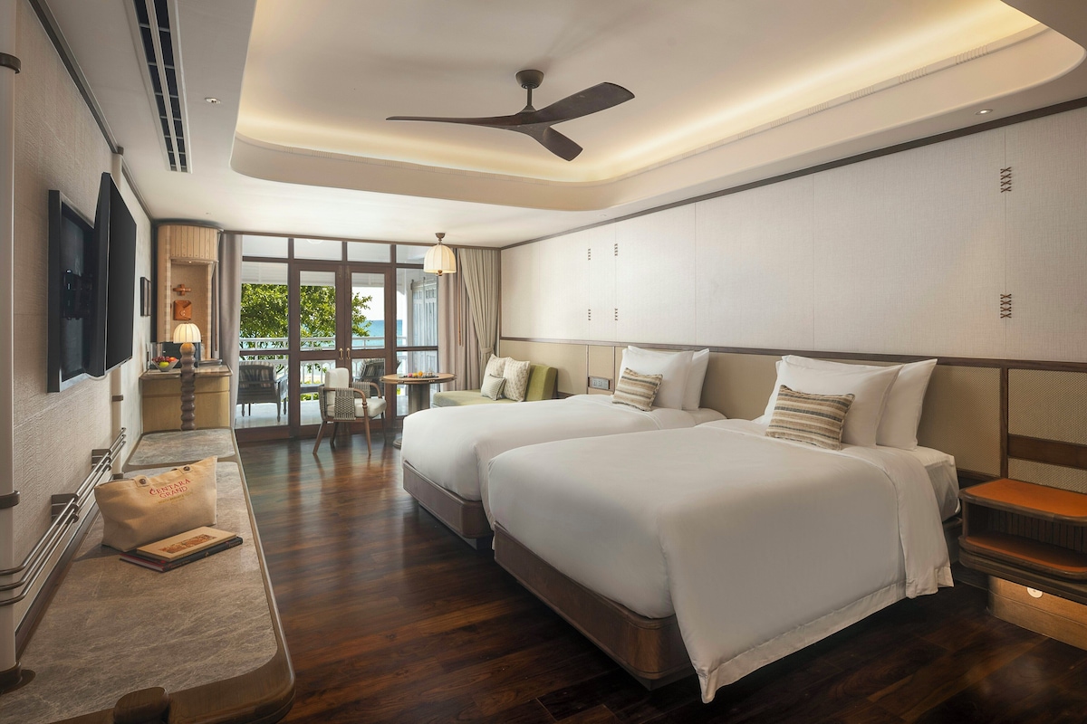 Kamar Deluks, 2 Tempat Tidur Double (Premium Deluxe Club) | Seprai premium, selimut bulu angsa, busa memori, dan minibar