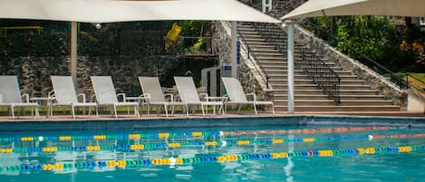 Outdoor pool, sun loungers