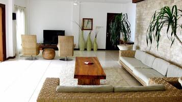 Villa, 3 Bedrooms | Living room | LCD TV, DVD player