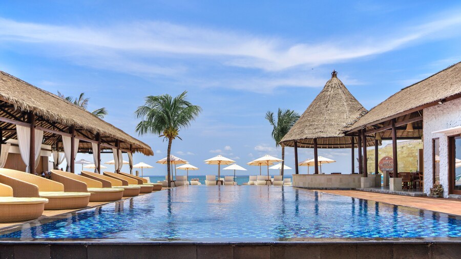 Lembongan Beach Club and Resort