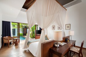 In-room safe, desk, blackout curtains, free WiFi