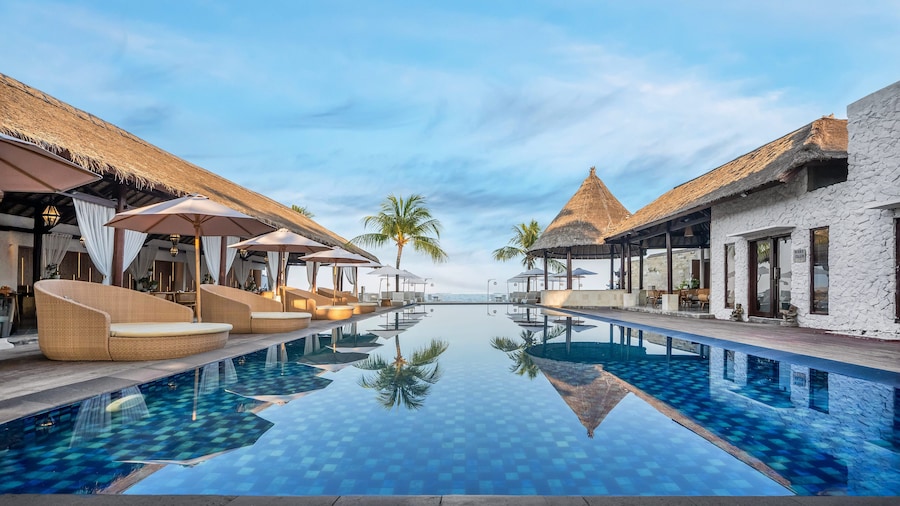 Lembongan Beach Club and Resort