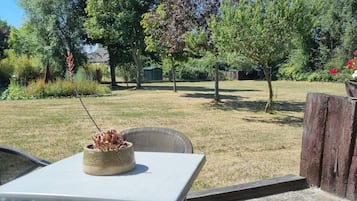 ํ
๋ผ์ค/ํํฐ์ค