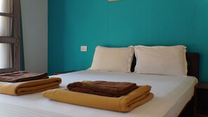 مساحة عمل للكمبيوتر المحمول وواي فاي مجانًا